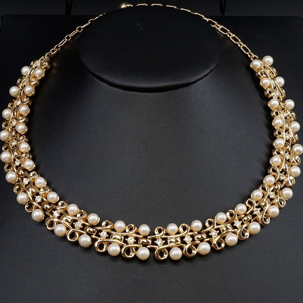 Vintage Trifari Bib Necklace Faux Pearl Rhinestone Gold Tone Scrollwork Elegant